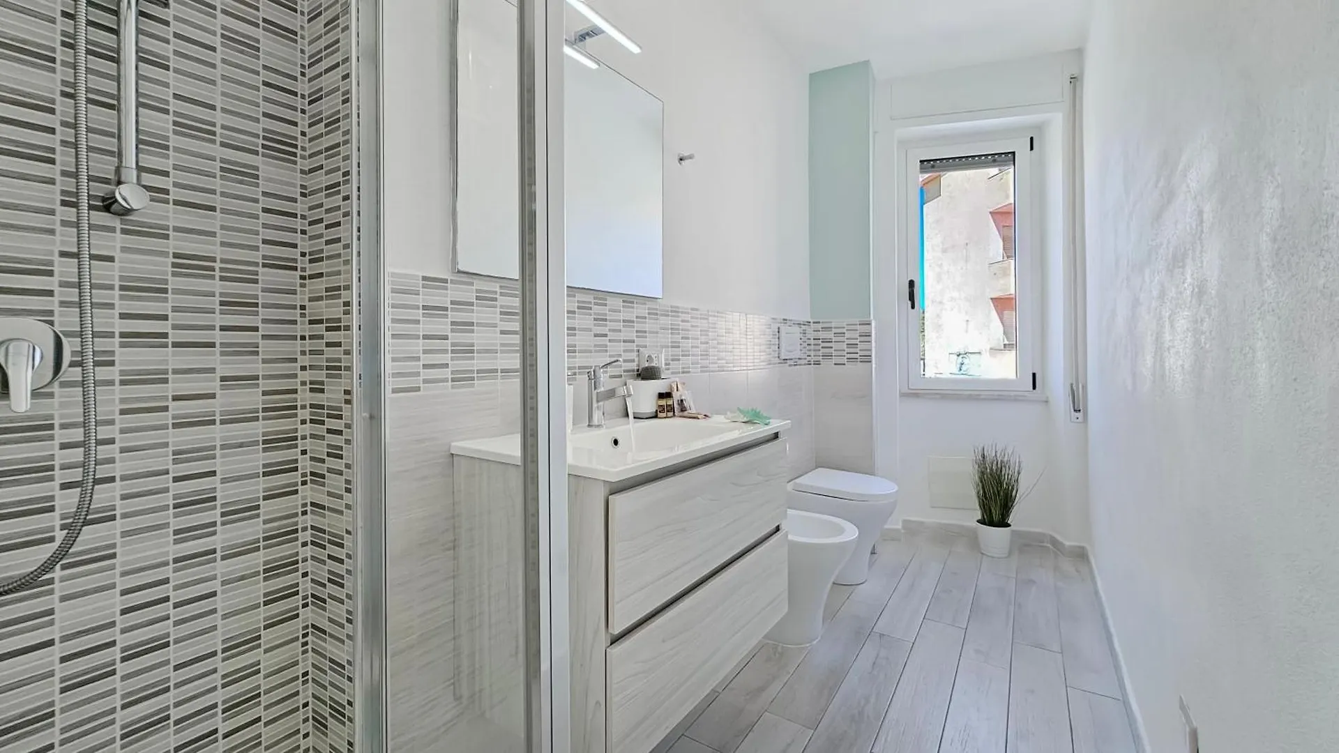 Turchesino Apartment ラ・マッダレーナ 0*,